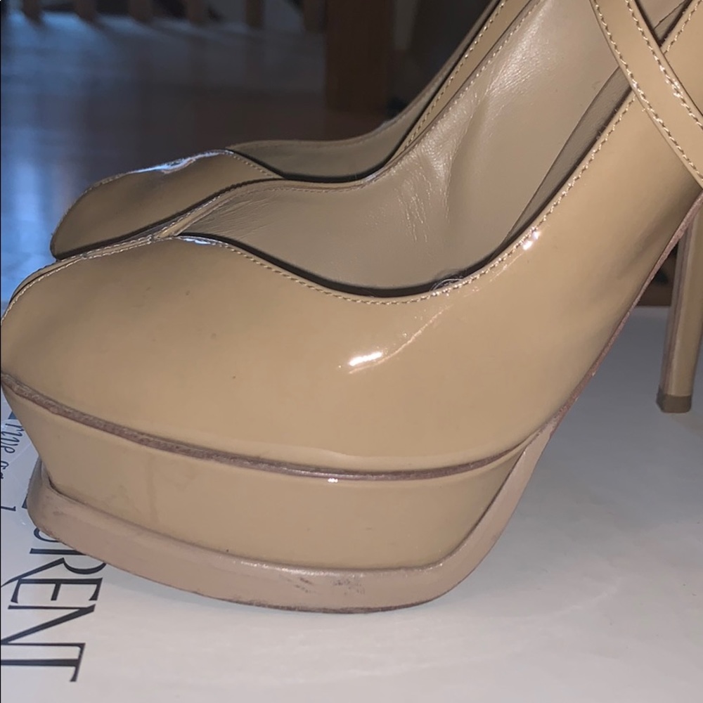 Authentic Yves Saint Laurent Tribute Pumps - Picture 7 of 8